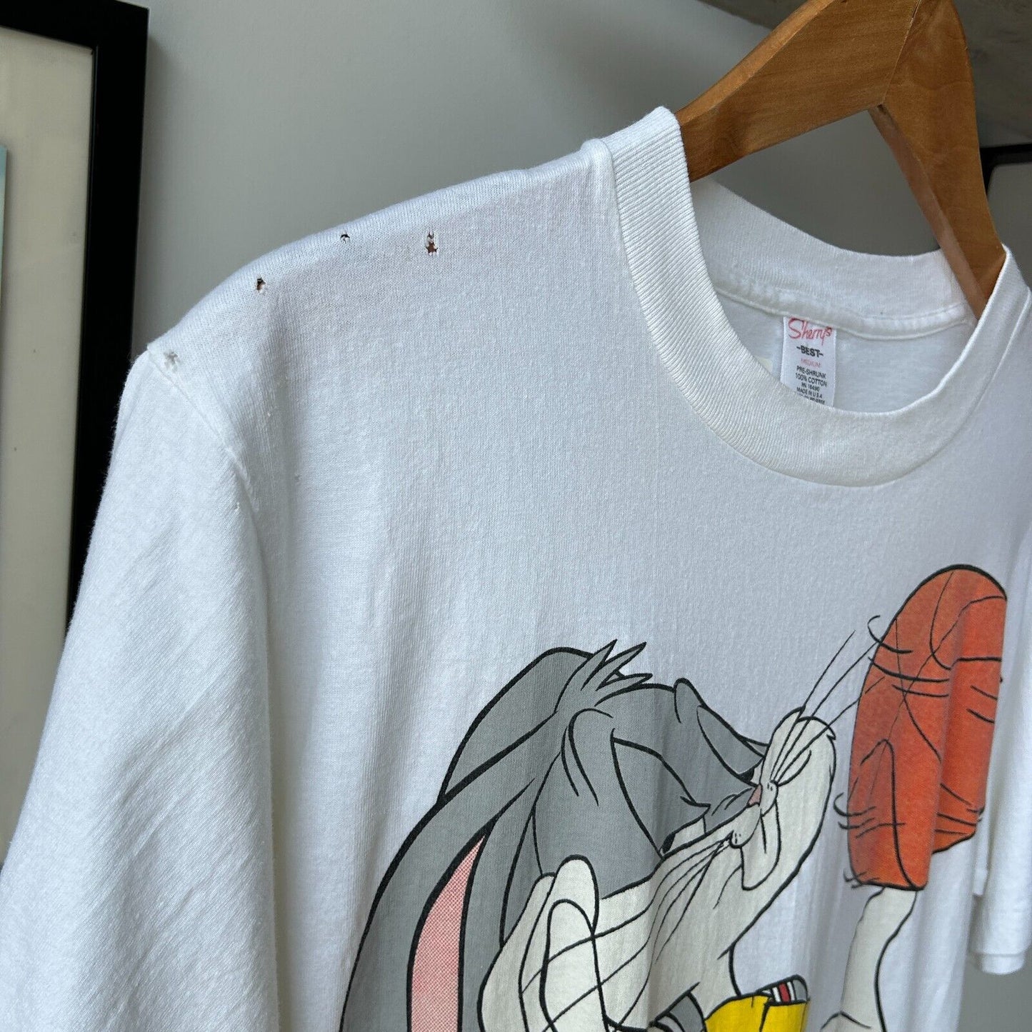 VINTAGE 90s | Bugs Bunny & Marvin Basketball Cartoon T-Shirt sz M