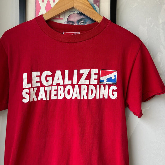 VINTAGE 90s | Legalize Skateboarding Shorty's T-Shirt sz S