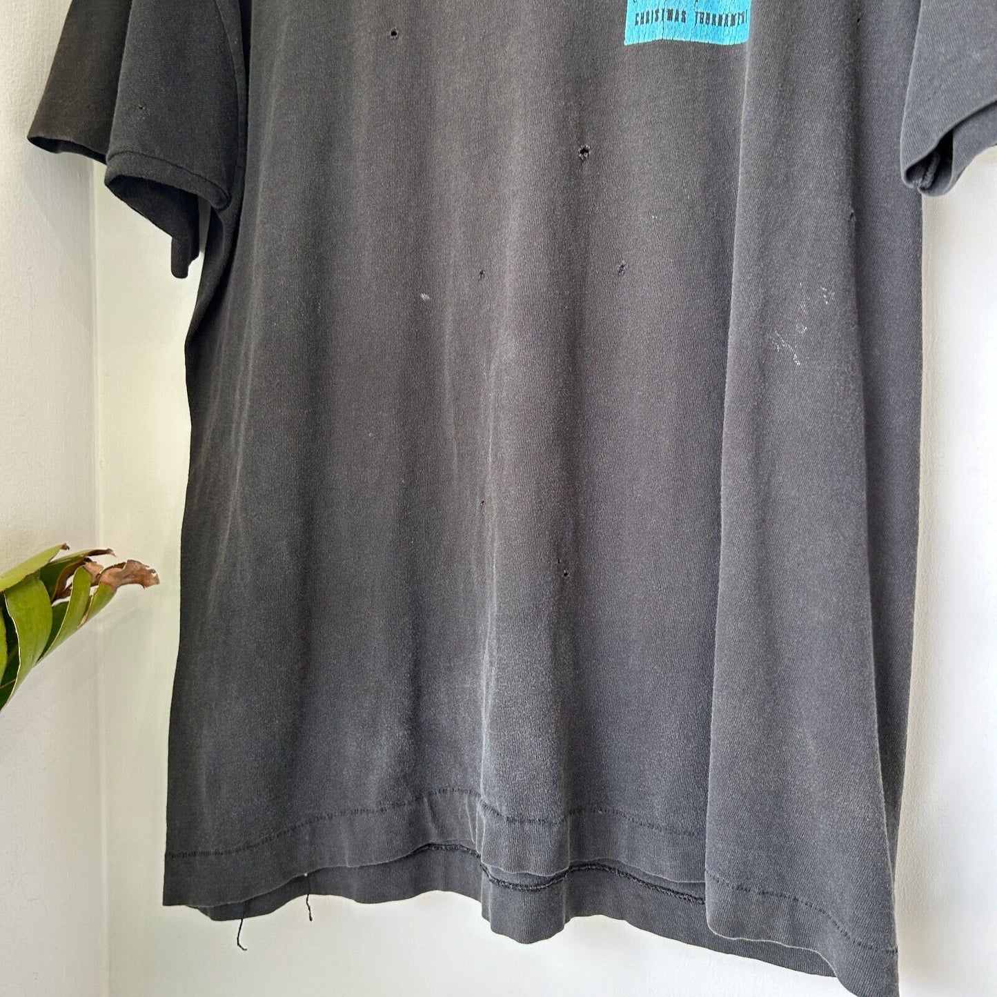 VINTAGE 90s | Camarillo Soccer Art Illustration Faded Thrashed T-Shirt sz L