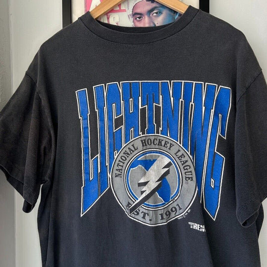 VINTAGE 90s | Tampa Bay Lightning NHL Faded Hockey T-Shirt sz L