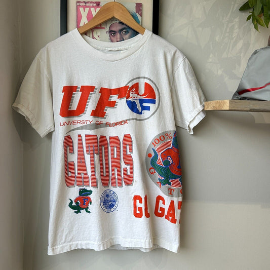 VINTAGE 90s | University Of Florida Gators All Over Print T-Shirt sz S/M