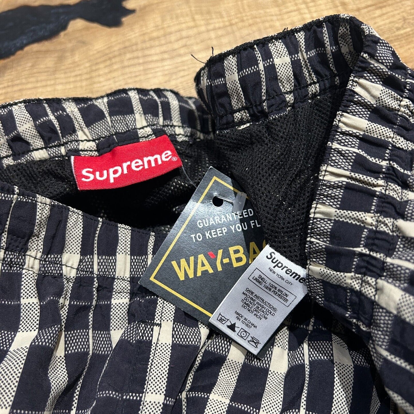 SUPREME Nylon Plaid Pants sz M W32-34