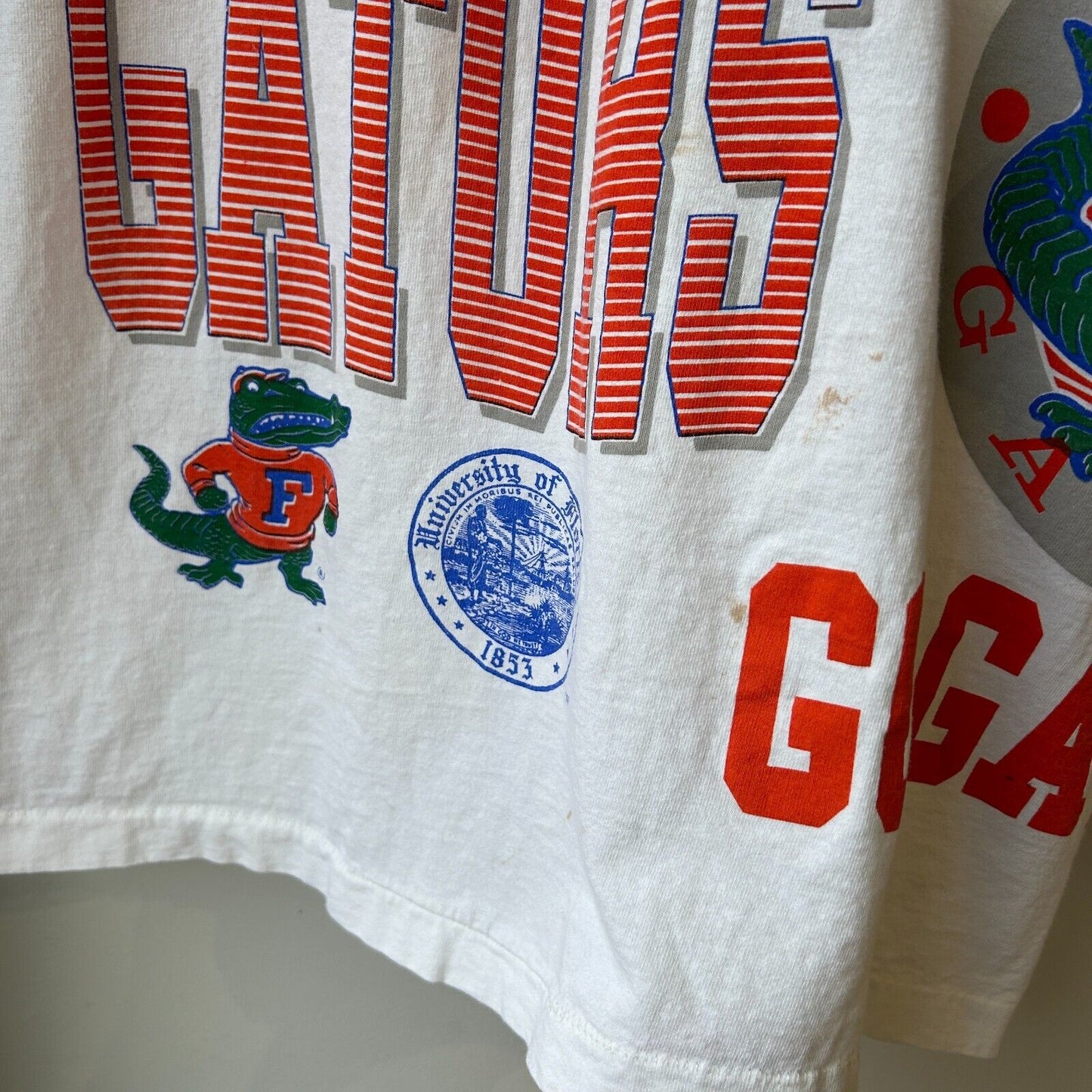 VINTAGE 90s | University Of Florida Gators All Over Print T-Shirt sz S/M