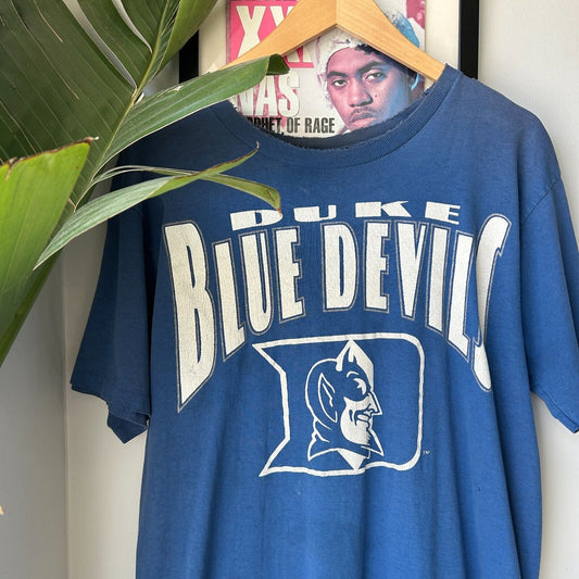 VINTAGE 90s | Duke Blue Devils Thrashed University T-Shirt sz M