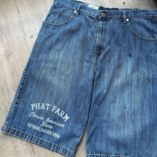 VINTAGE | Phat Farm Baggy Jean Shorts sz W40