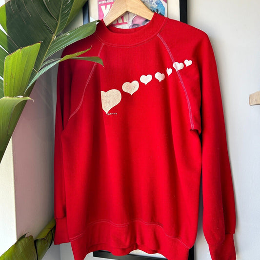 VINTAGE 80s | Flying Hearts Red Crewneck Sweater sz L Adult