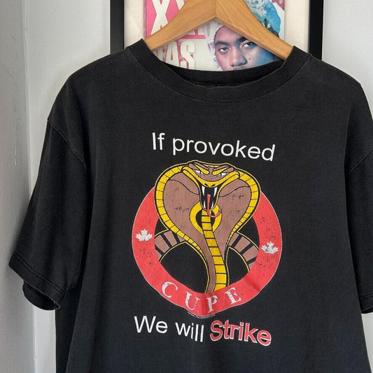 VINTAGE 90s | If Provoked We Will Strike T-Shirt sz L