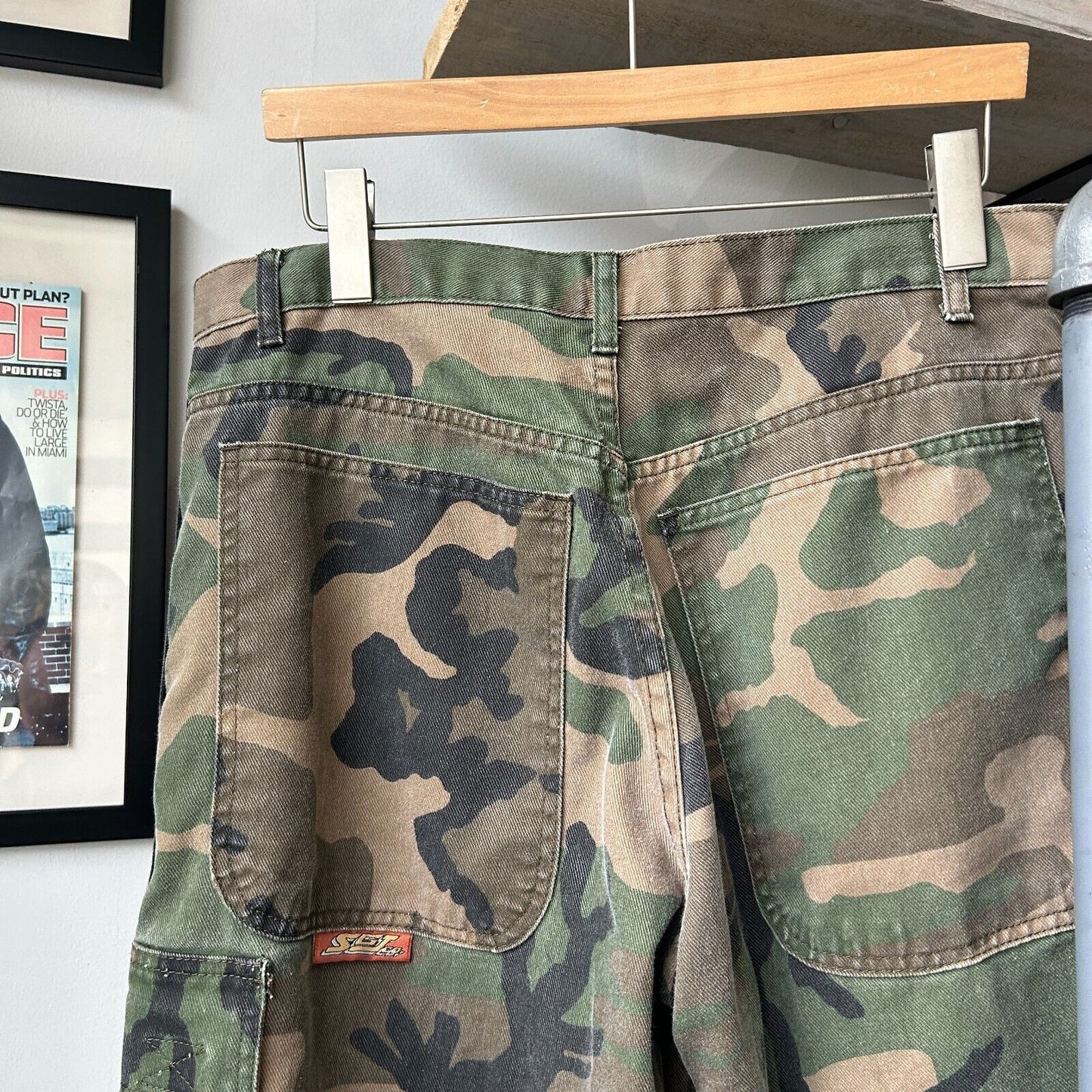 VINTAGE | Big X Fit Camo Baggy Cargo Shorts sz W36