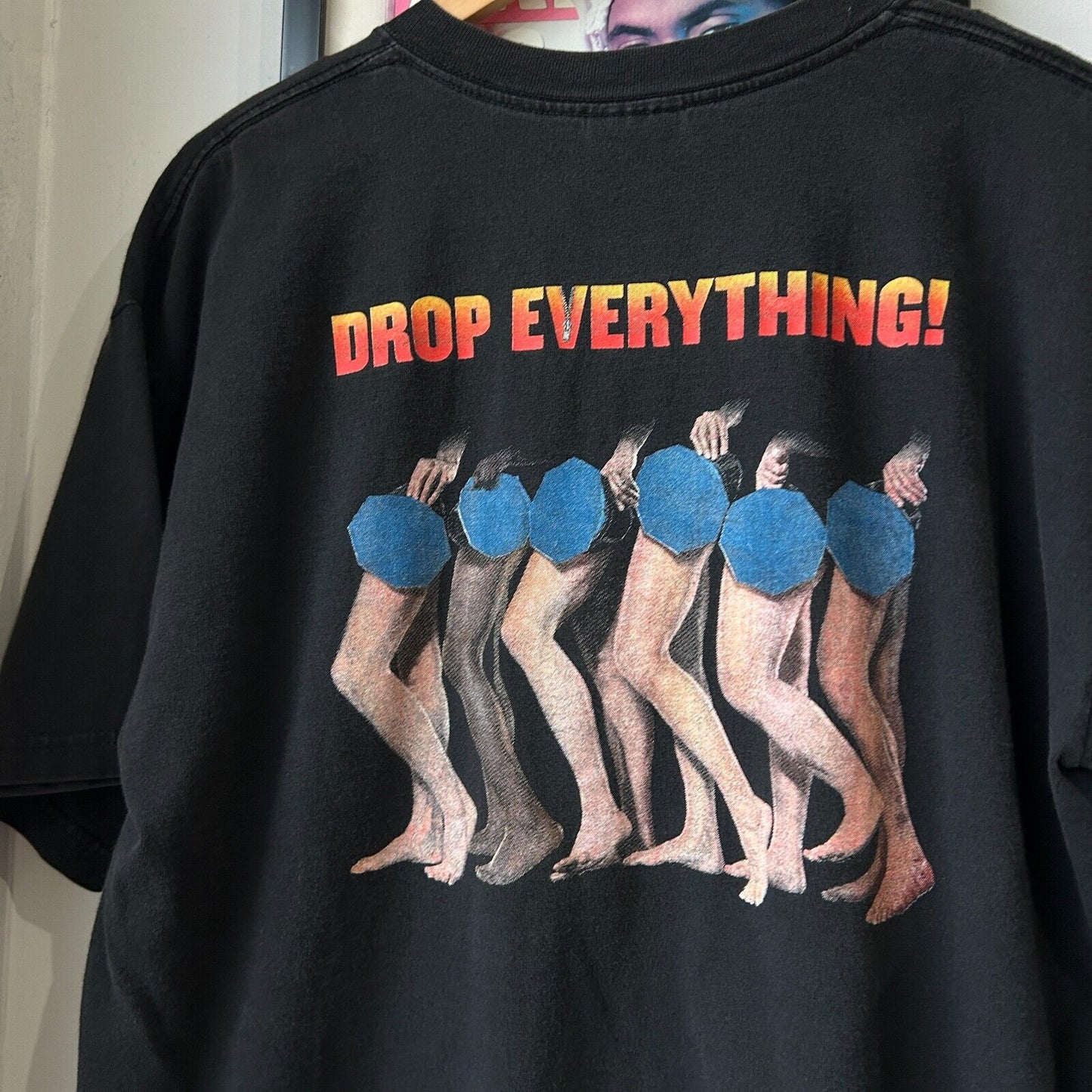 VINTAGE 90s | The Full Monty Drop Everything T-Shirt sz L