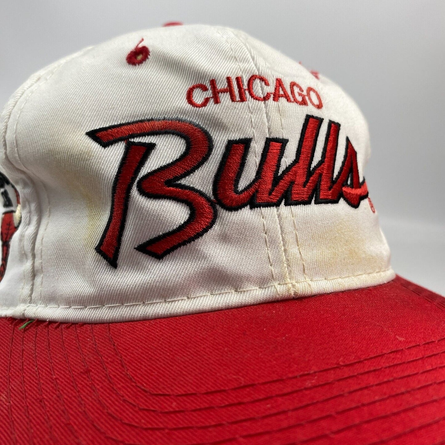 VINTAGE 90s Chicago Bulls Script Sports Specialties Twill Snapback Hat sz OS