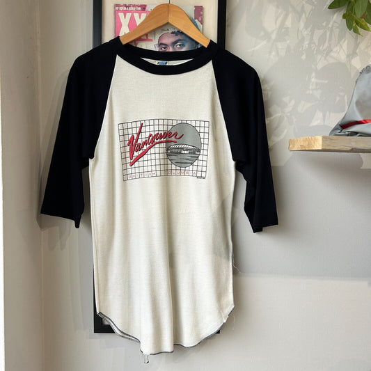 VINTAGE 80s | Vancouver British Columbia Raglan T-Shirt sz S