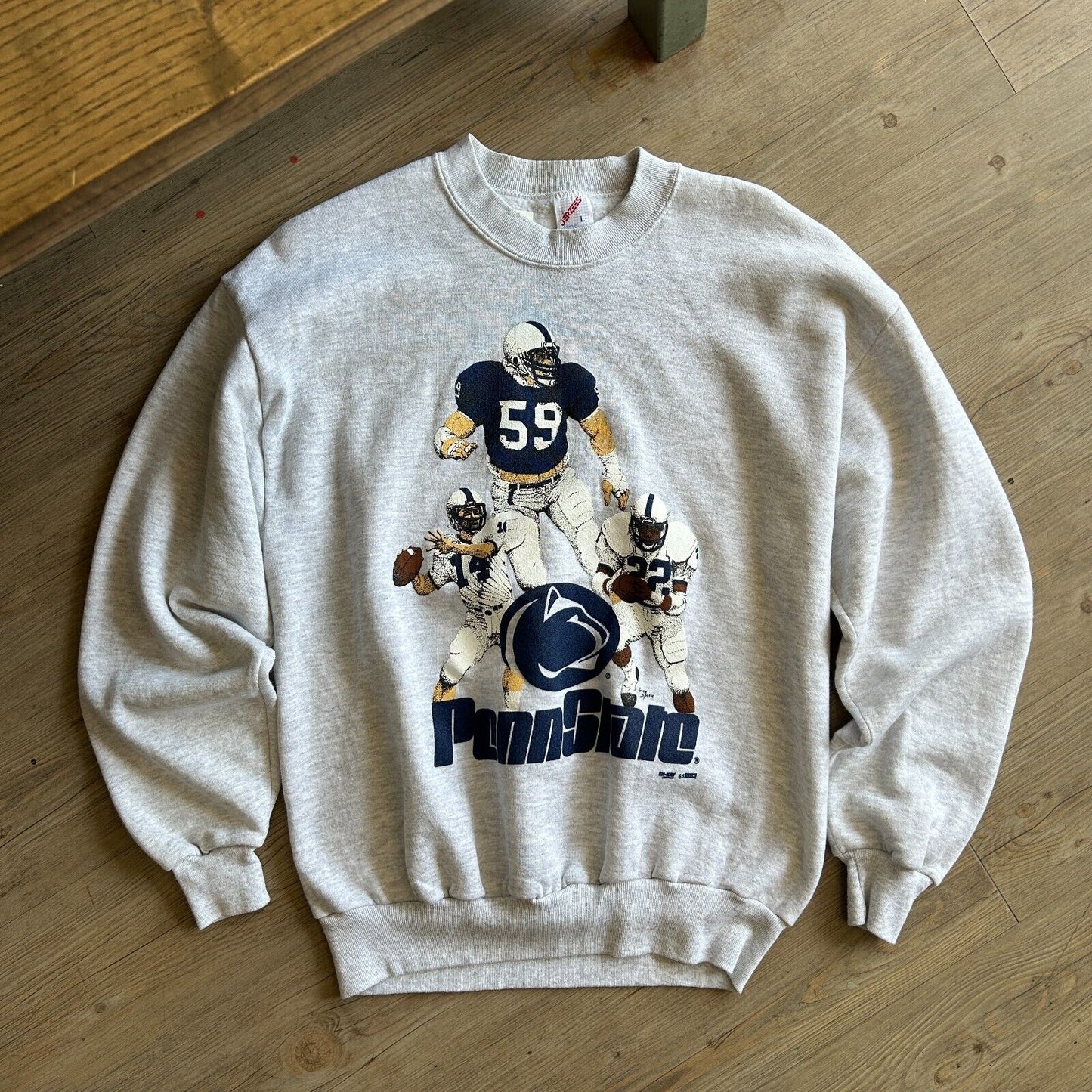 VINTAGE 90s | Penn State Football Players Illustration Sweater sz L
