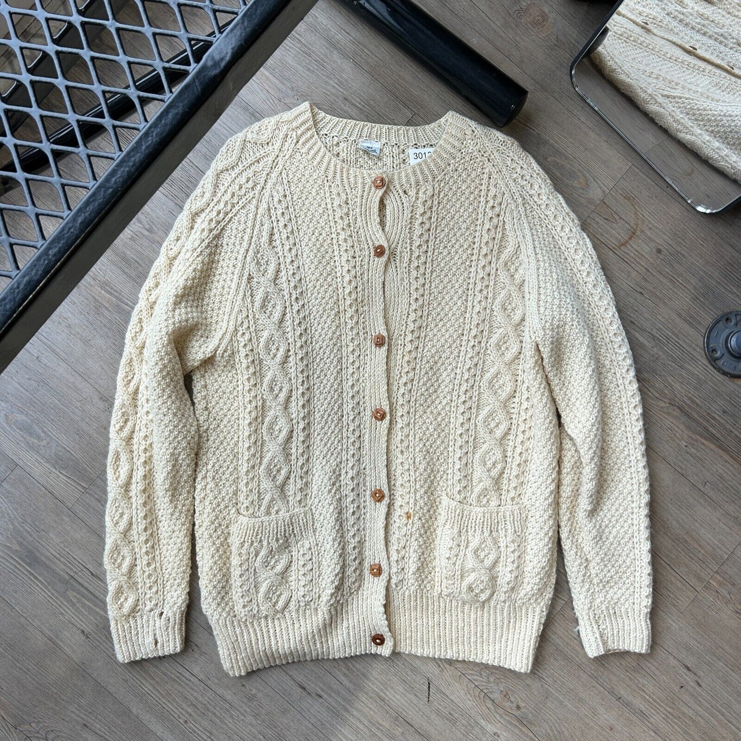 VINTAGE | New Zealand Cream Cardigan Cable Knit Sweater sz L-XL