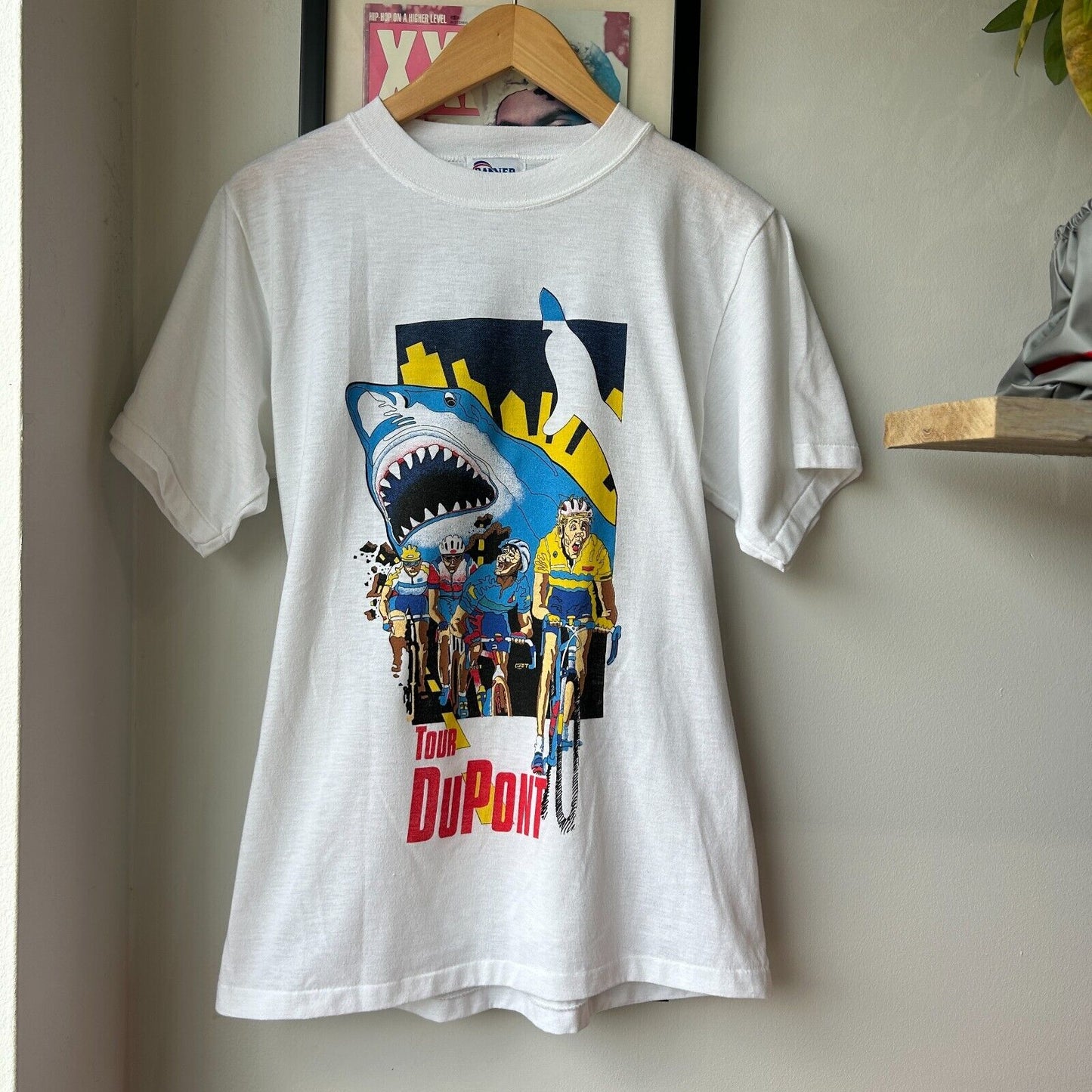 VINTAGE 90s | Tour Dupont Shark Attack Cycling Jersey T-Shirt sz S-M