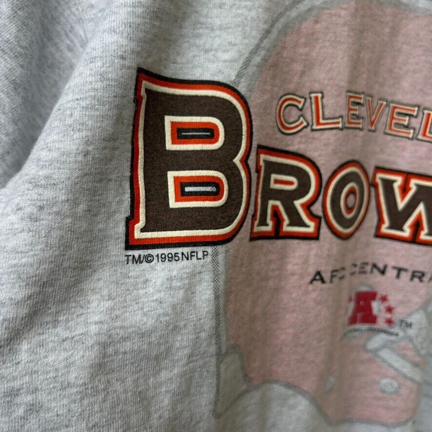 VINTAGE 90s | Cleveland Browns Football Helmet Long Sleeve T-Shirt sz S-M