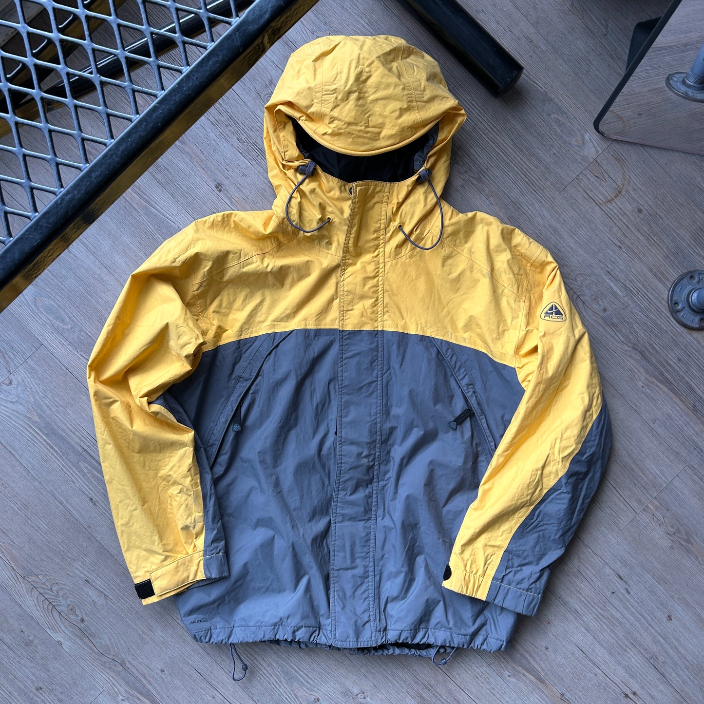 VINTAGE | Nike ACG Storm-Fit Layer 3 Jacket sz L