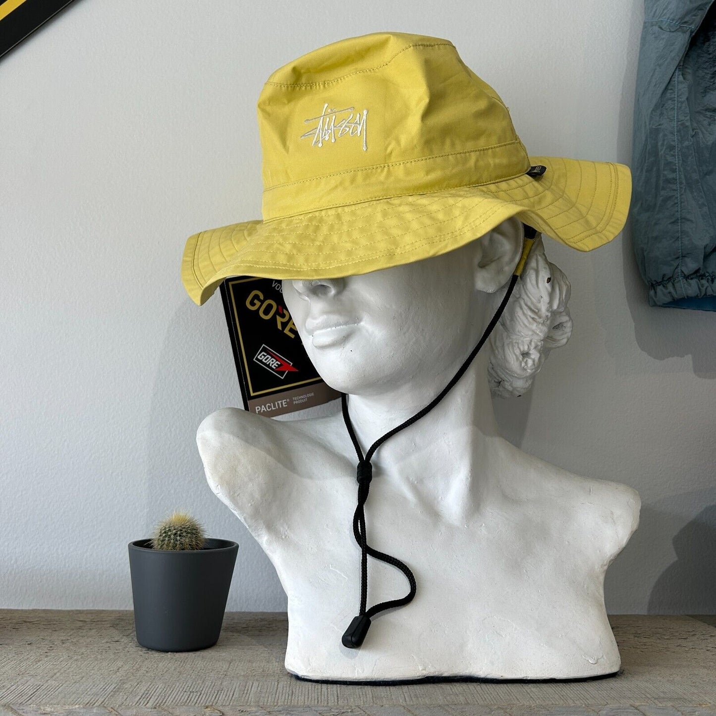 STUSSY x Gore-Tex Light Yellow Tilley Bucket HAT One Size NWT