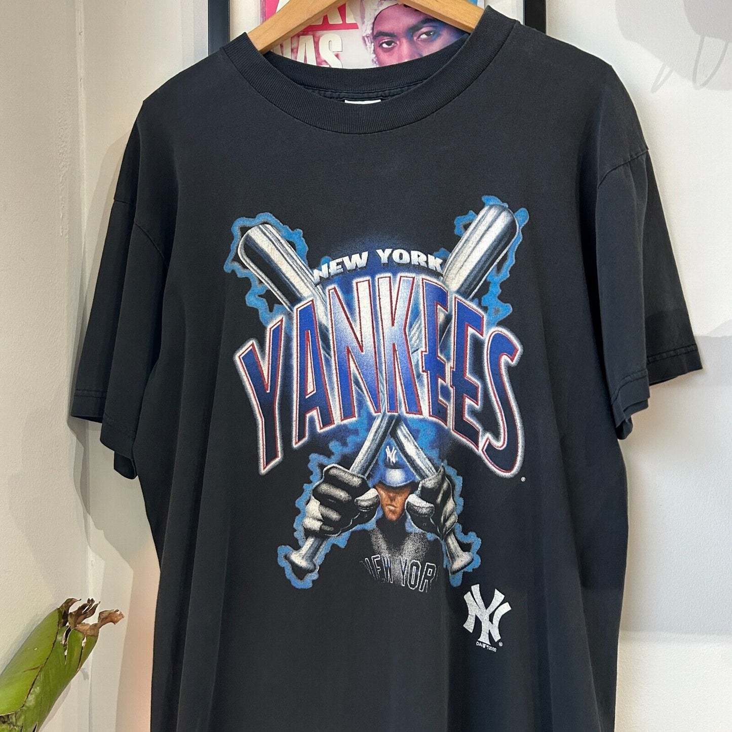 VINTAGE 2000 | NY Yankees Thunder Graphic MLB Baseball T-Shirt sz L Adult