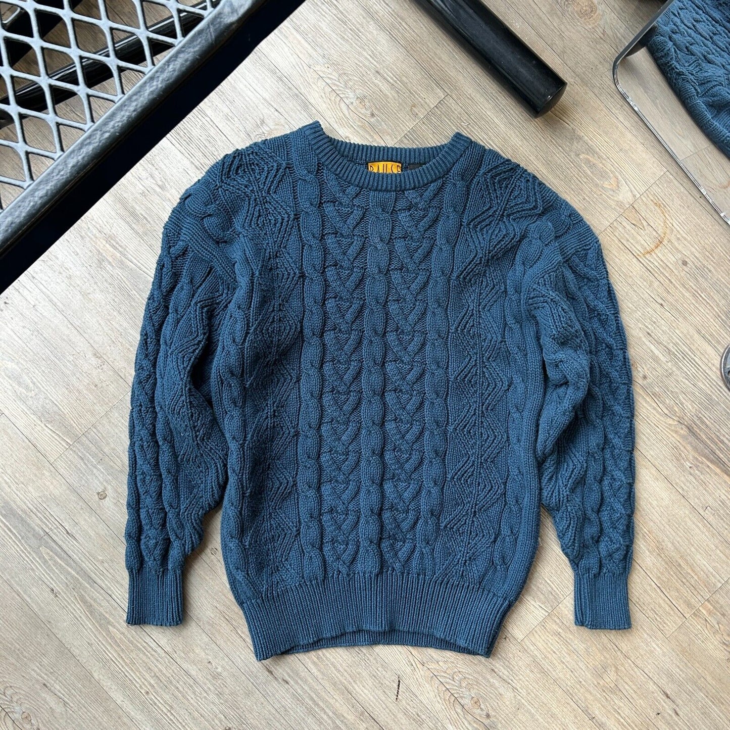 VINTAGE | Pause Blue Cable Knit Crew Sweater sz S-M