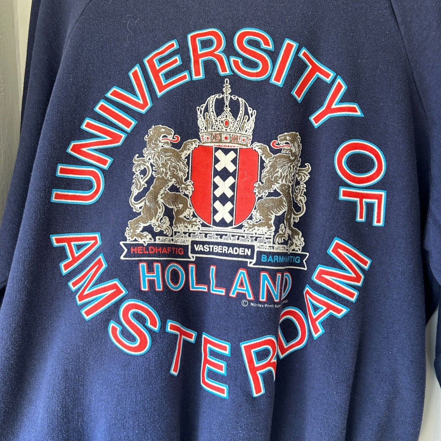 VINTAGE 90s | University Of Amsterdam Crewneck Sweater sz L