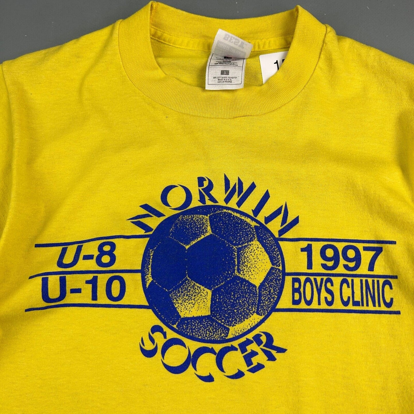 VINTAGE 90s | Norwin Soccer Boys Clinic Yellow T-Shirt sz XS Men Adult