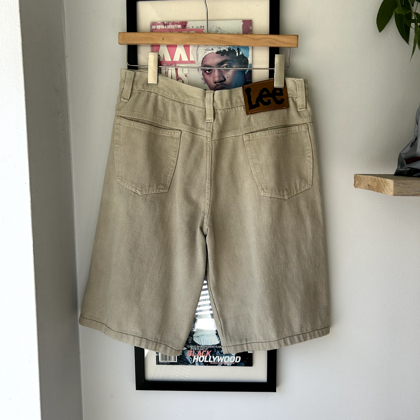 VINTAGE | 1990s Lee Beige Jean Shorts sz W30 Made In USA