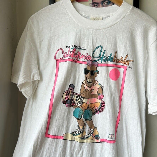 VINTAGE 80s | Ultimate California Skateboarder Cartoon T-Shirt sz S