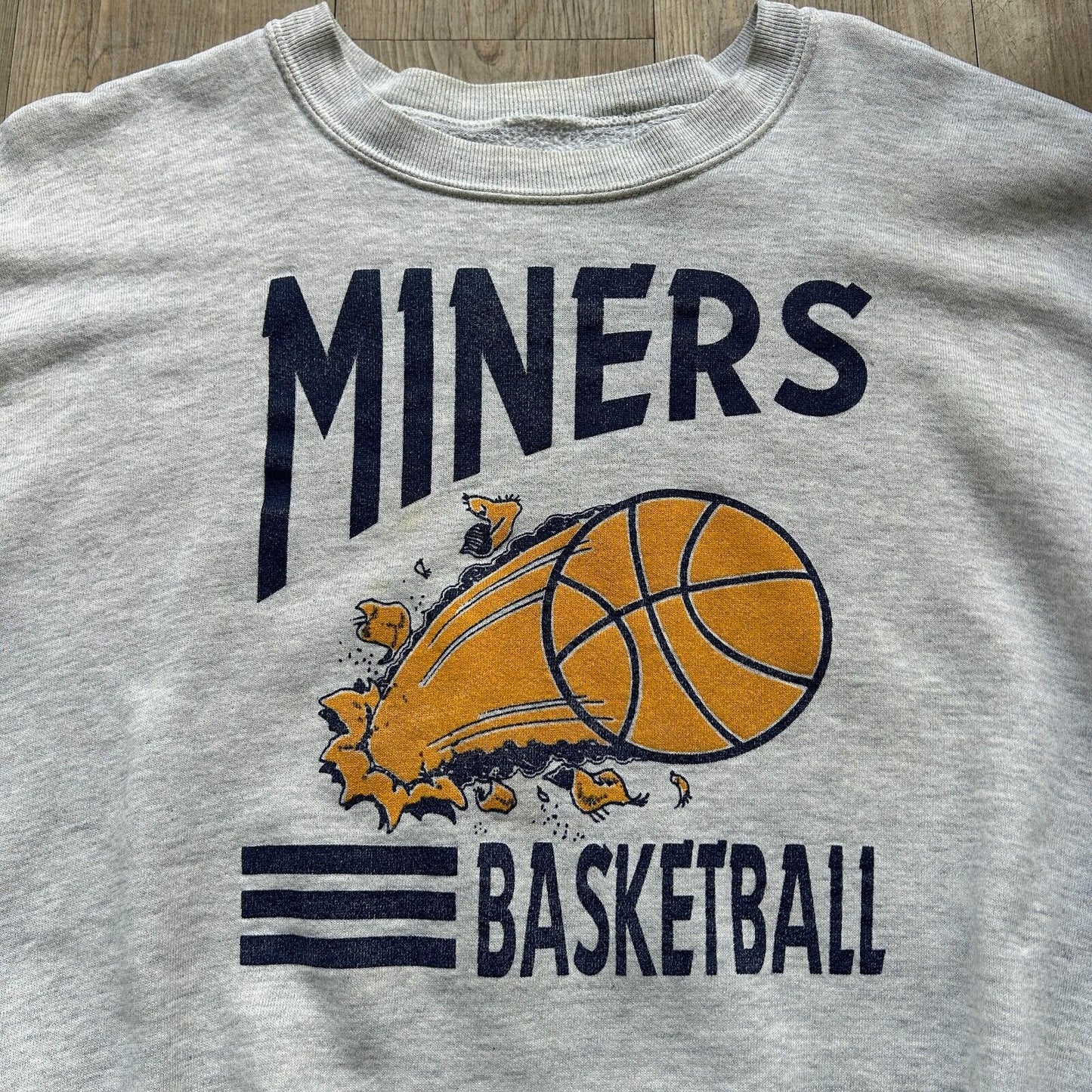 VINTAGE 90s | Miners Basketball Grey Crewneck Sweater sz XXL Adult