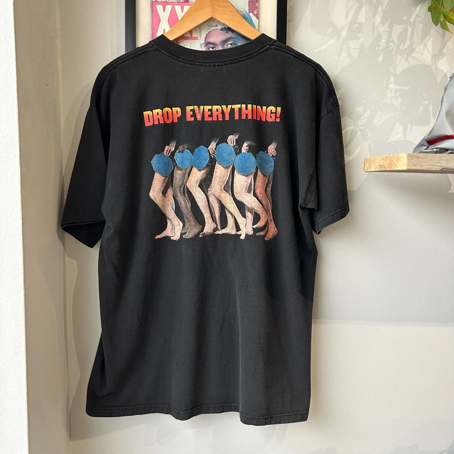 VINTAGE 90s | The Full Monty Drop Everything T-Shirt sz L